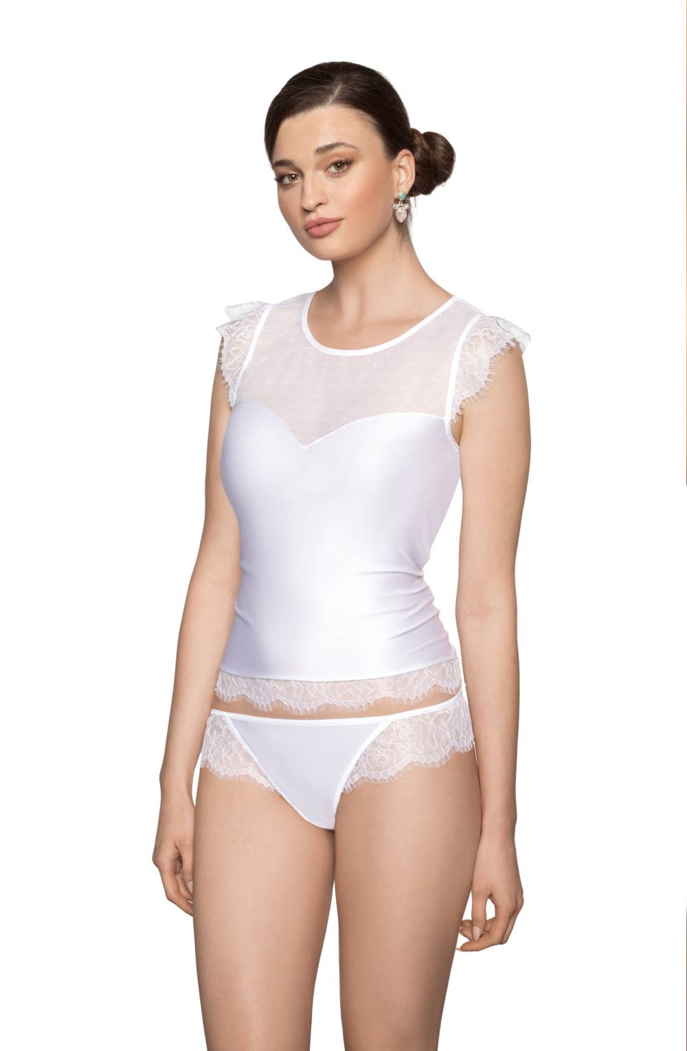 roza_erii_white_shirt_web1.jpg